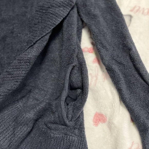 Barefoot Dreams CozyChic Lite® Circle Cardi - Picture 6 of 7